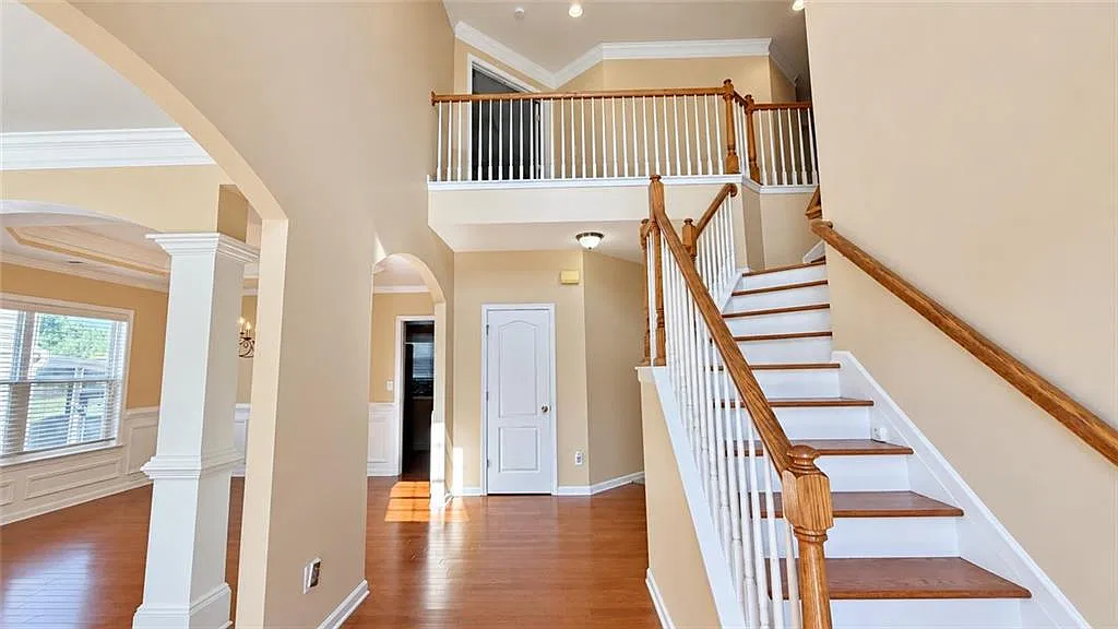 4 bed, 2.5 bath, 3132 sqft, $2,600 — Photo 4
