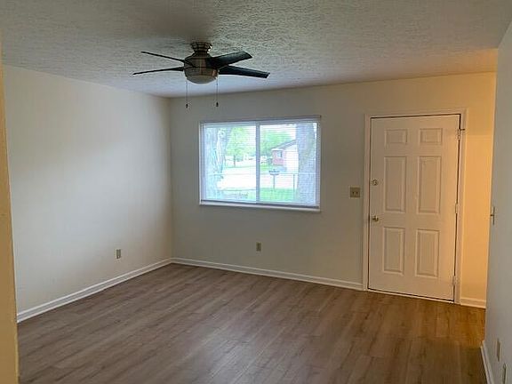 4th image of 2741-2743 Charles Dr