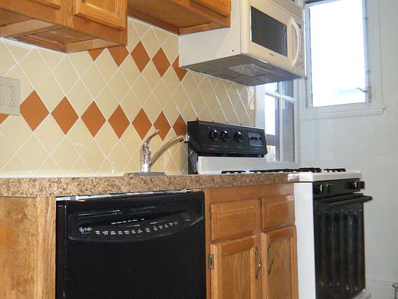 4th image of 26 W Greenwood Avenue # Third Floor
