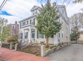 3 Orange St APT 5, Newburyport, MA 01950