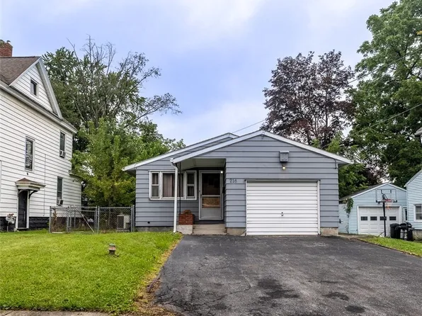 216 W Heman St, East Syracuse, NY 13057