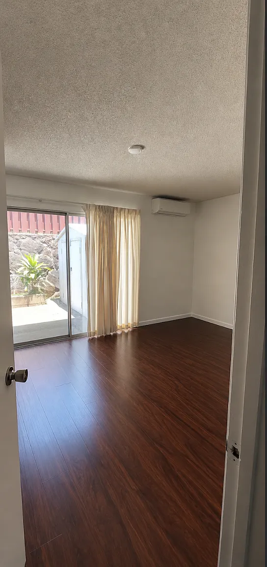 3 bed, 1344 sqft, $4,000 — Photo 4