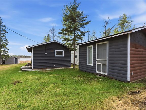 4th image of 299 Lakeshore Dr