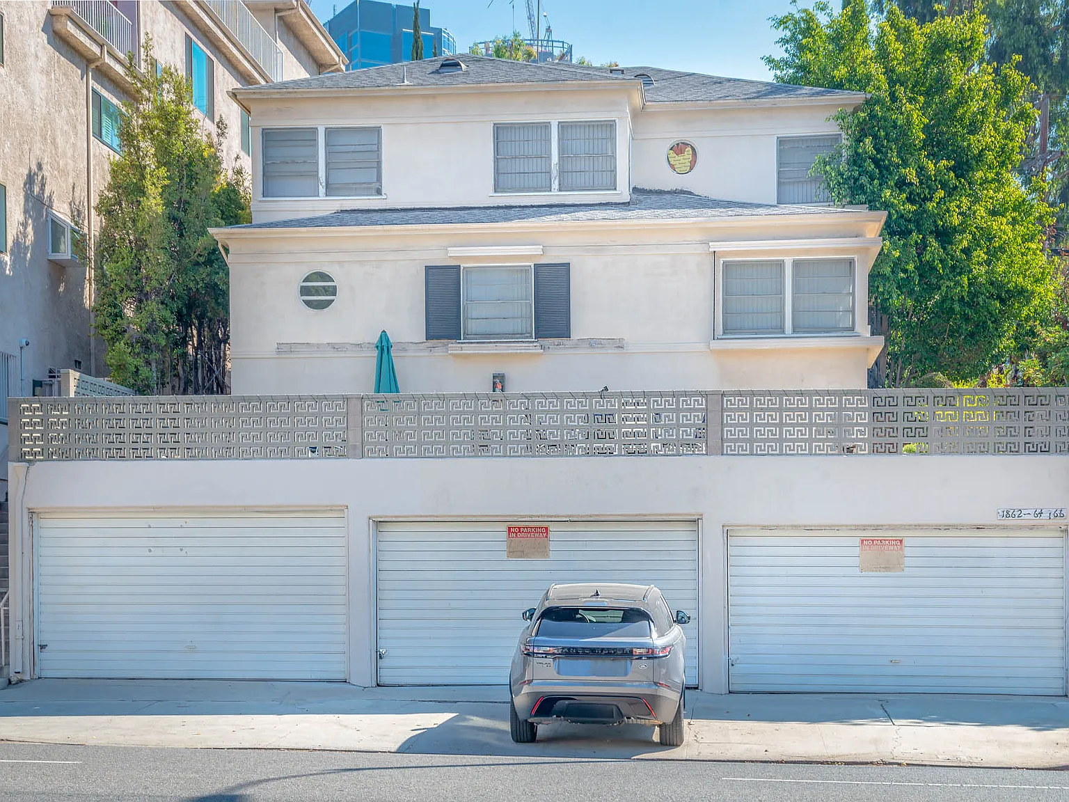Beverly Glen — Photo 2