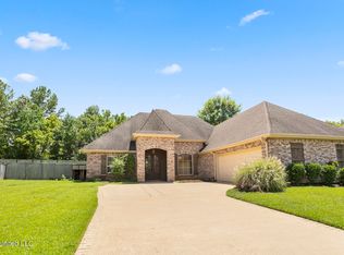 111 Meadow Pointe Cv, Brandon, MS 39042