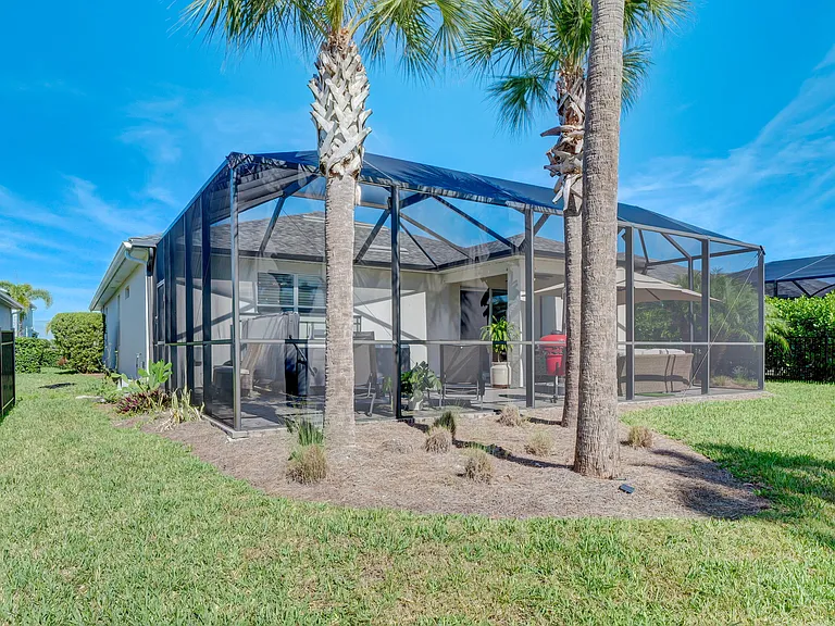 17425 Silverspur Dr — Photo 16