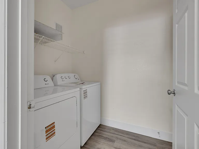 479 Eagle Egg St — Photo 18