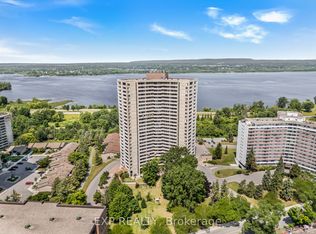 1081 Ambleside Dr #1501, Ottawa, ON K2B8C8