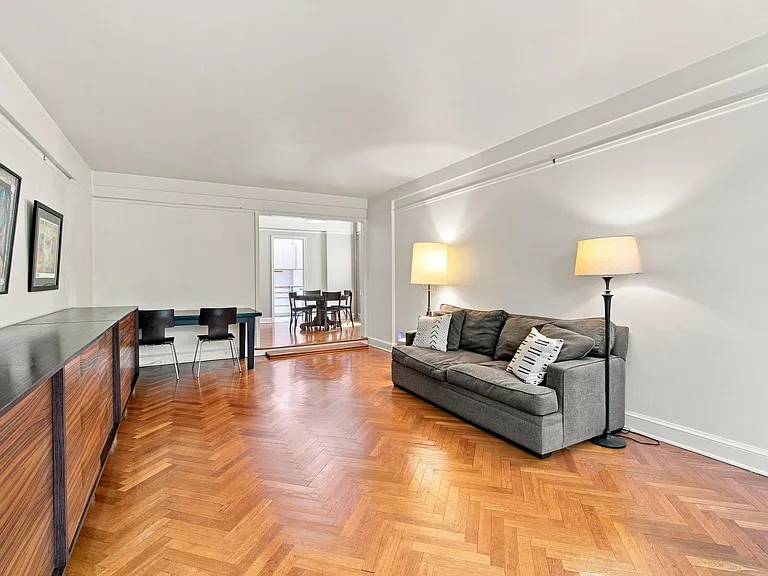 120 Cabrini Blvd #12 — Photo 3