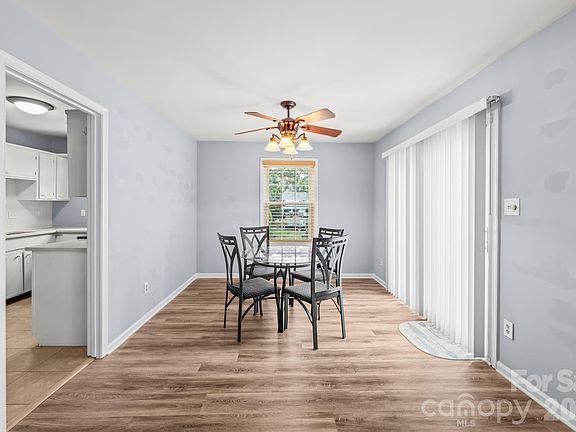 4th image of 8521 Castle Pine Ct
