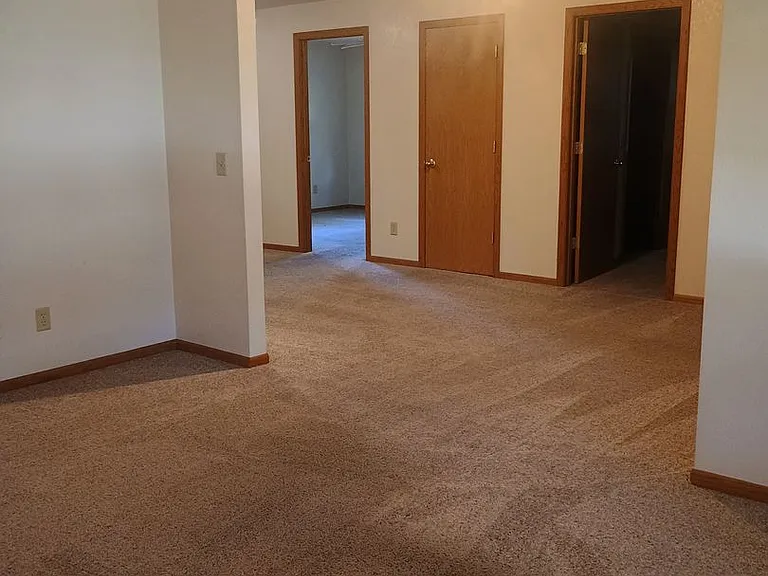 23 E Bloomer St #22 — Photo 3