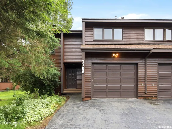 7706 Linda Ln, Anchorage, AK 99518