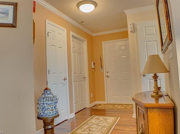 4th image of 160-301 Shallowford Reserve Dr