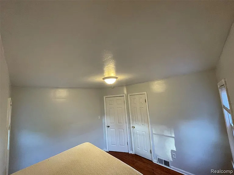 7280 Huron St — Photo 12