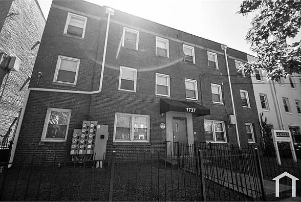 1737 T St SE #4 — Photo 10