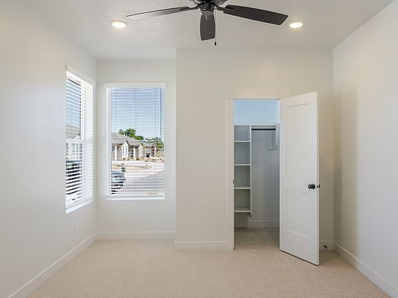 5th image of 3073 W Ekko View Loop