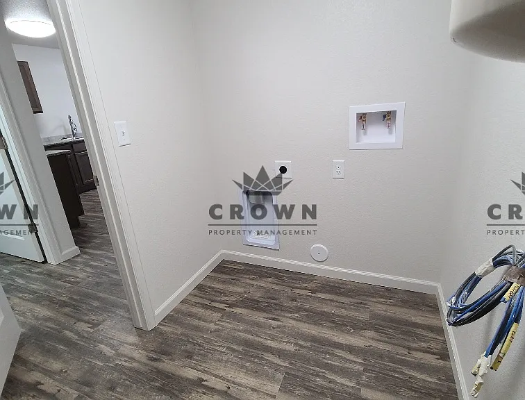 3503 Storey Blvd #B — Photo 6