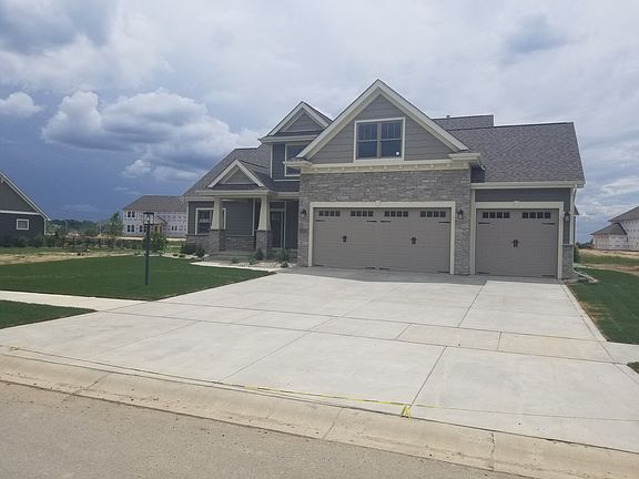 2nd image of 9832 Tall Grass Trl