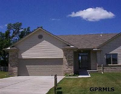 1st image of 5406 N 134th St