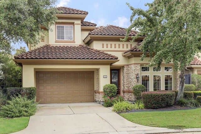 1st image of 11931 Royal Rose Dr