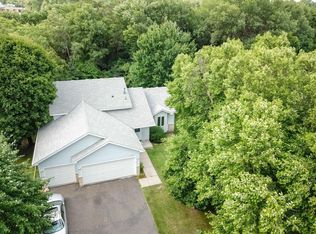 1241 Frisbie Ave, Saint Paul, MN 55109
