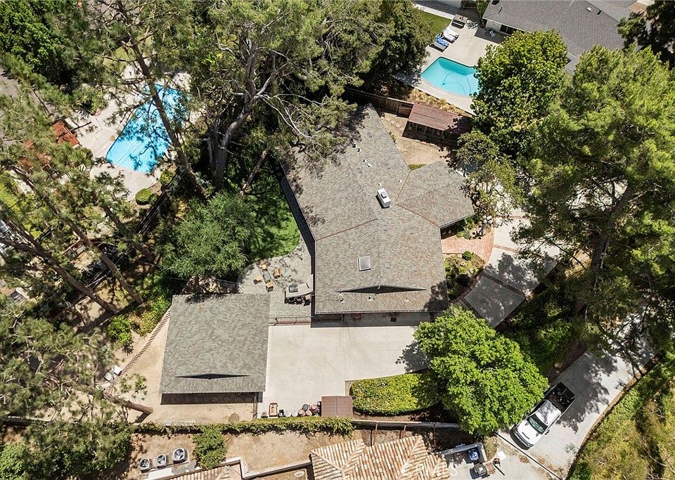 1st image of 901 Laguna Rd