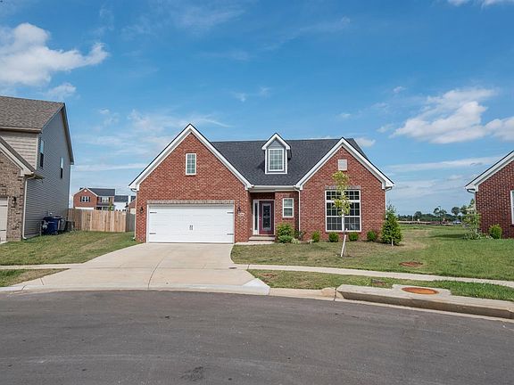 2nd image of 424 Estrella Dr