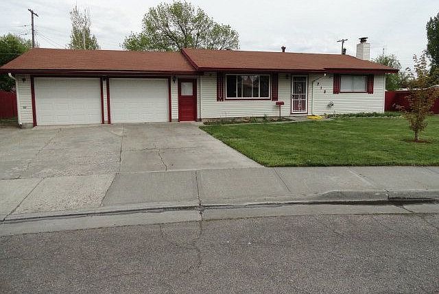 1st image of 712 Falls Dr