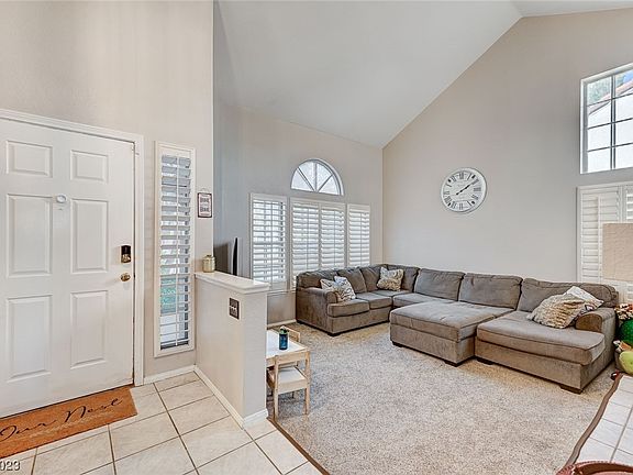 5th image of 544 Aldbury Dr