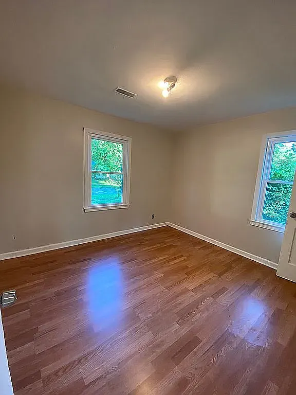 2 bed, 780 sqft, $980 — Photo 4