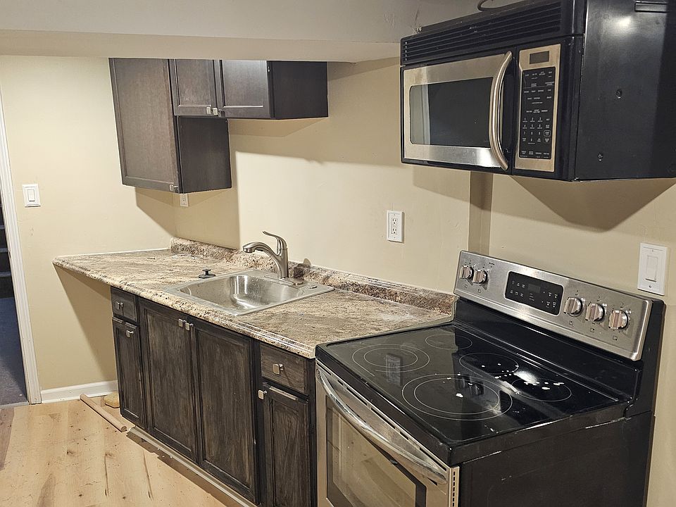 1st image of 9157 S Wentworth Ave #3