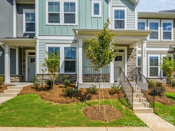 10030 Mamillion Dr, Huntersville, NC 28078