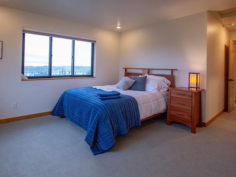 4896 Harbor Hills Dr — Photo 11
