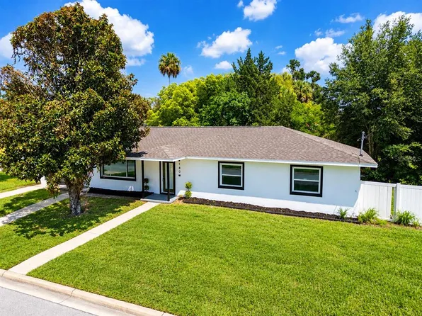 180 N KENTUCKY AVENUE, UMATILLA, FL 32784