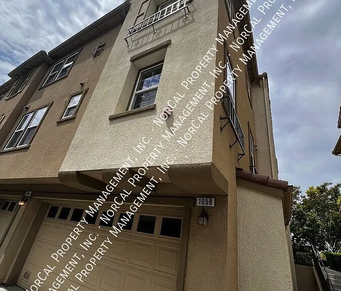 1058 Luz Del Sol Loop — Photo 2