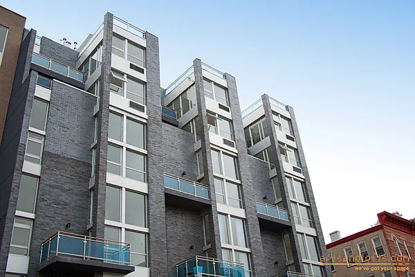 Rented by aptsandlofts.com | media 25