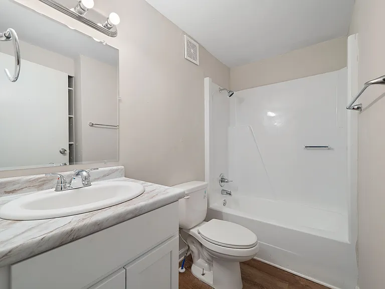 Bay Vista — Photo 27