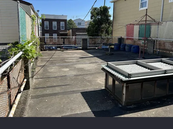 91 Bleecker Street image 10 of 12