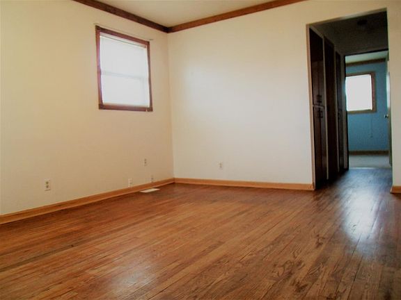 4th image of 1309 W 17th St