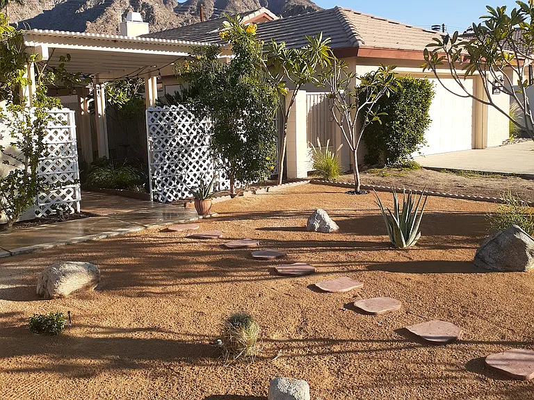 54560 Avenida Carranza — Photo 1