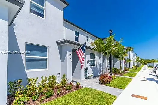 27704 SW 156th Ave — Photo 4