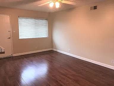 3rd image of 1334 Shawn Dr Unit 4