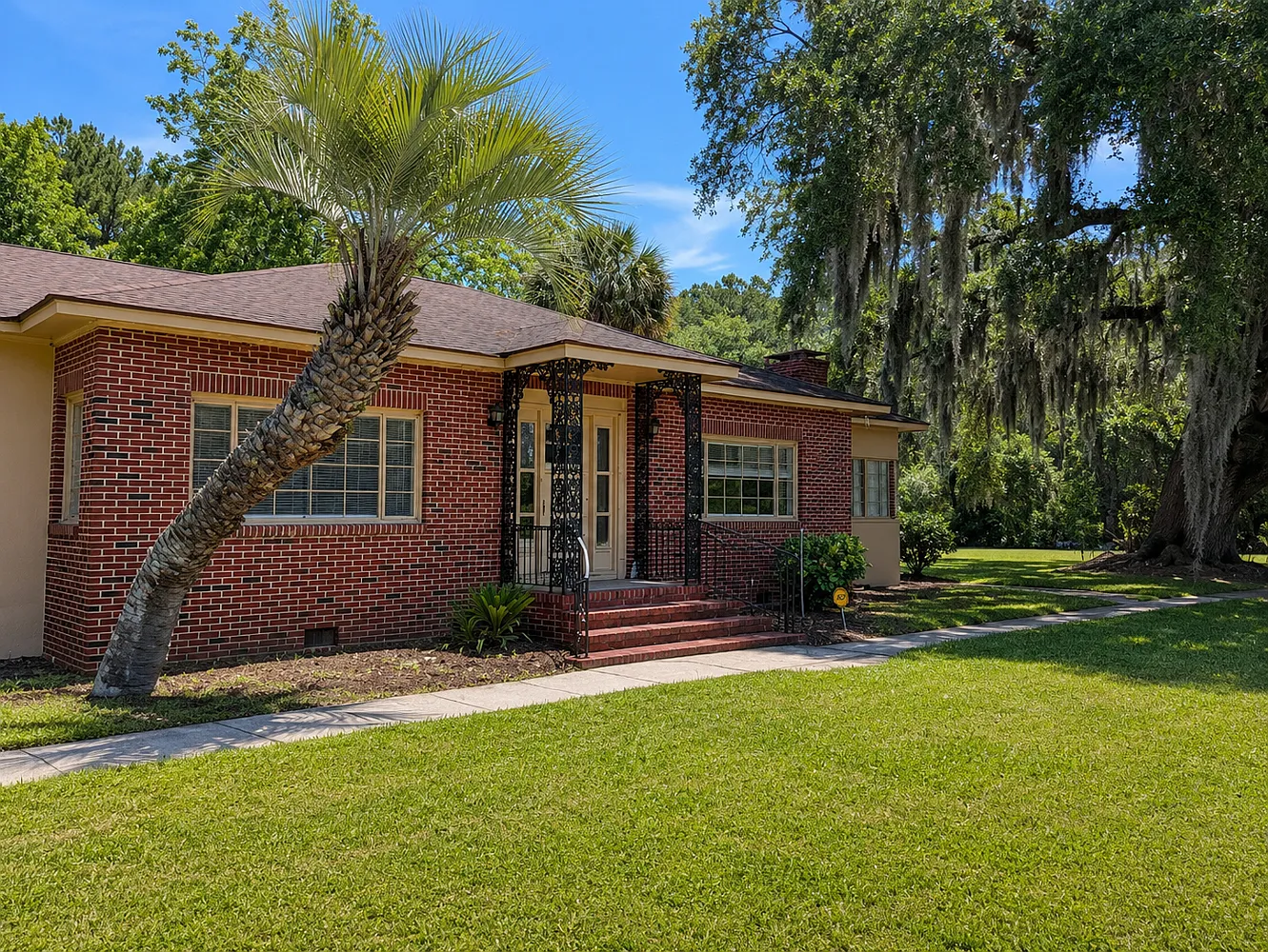 3 bed, 2744 sqft, $2,250 — Photo 3