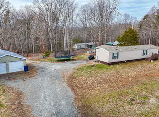 5918 Dysartsville Rd, Morganton, NC 28655