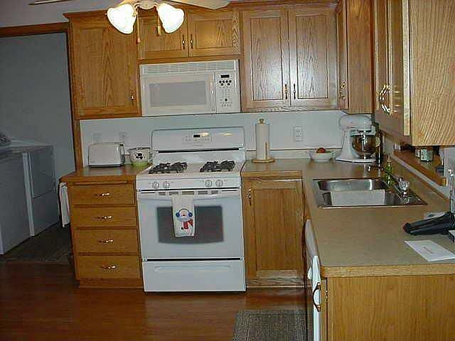 2nd image of 1283 Heritage Ln