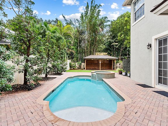 2nd image of 1608 SW 23rd Street