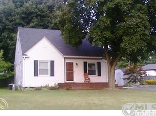 21564 Colwell St, Farmington Hills, MI 48336