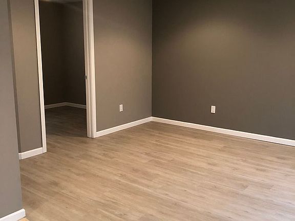 5th image of 3001 Preble St APT 6
