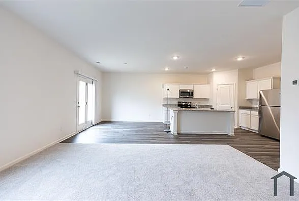 7662 Saffron Ave — Photo 5