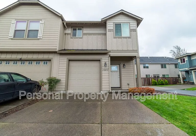 1311 NE 82nd Way — Photo 1